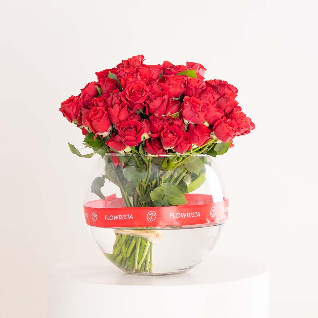 Red Baby Roses Vase - 20 Stems
