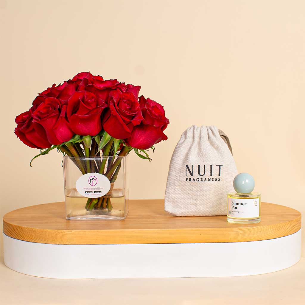 Nuit Fragrances Simmer Pot | 15 Red flower vase