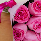 Markiz Zircon Earrings & Pink Roses Hand Bouquet