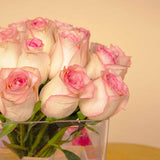 Pink Flowers Vase Cube – 20 Flowers