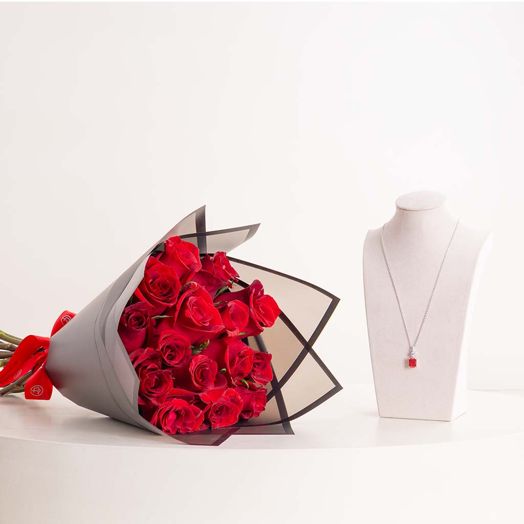 Markiz Thai Silver Platinum-Plated Red Zircon Necklace & Red Roses Bouquet