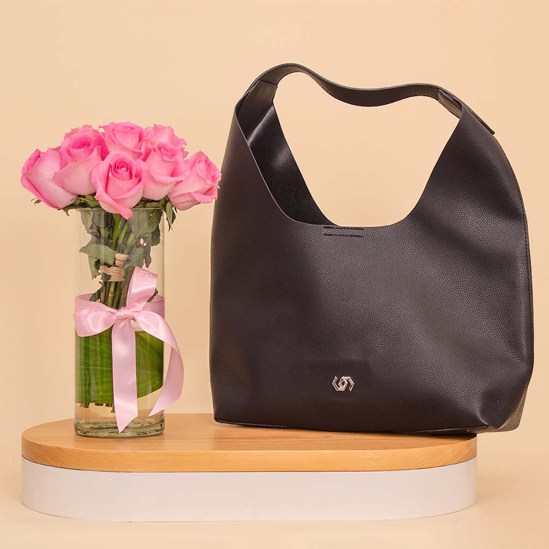 Cocan Black Bag with Vase of 15 Pink Roses