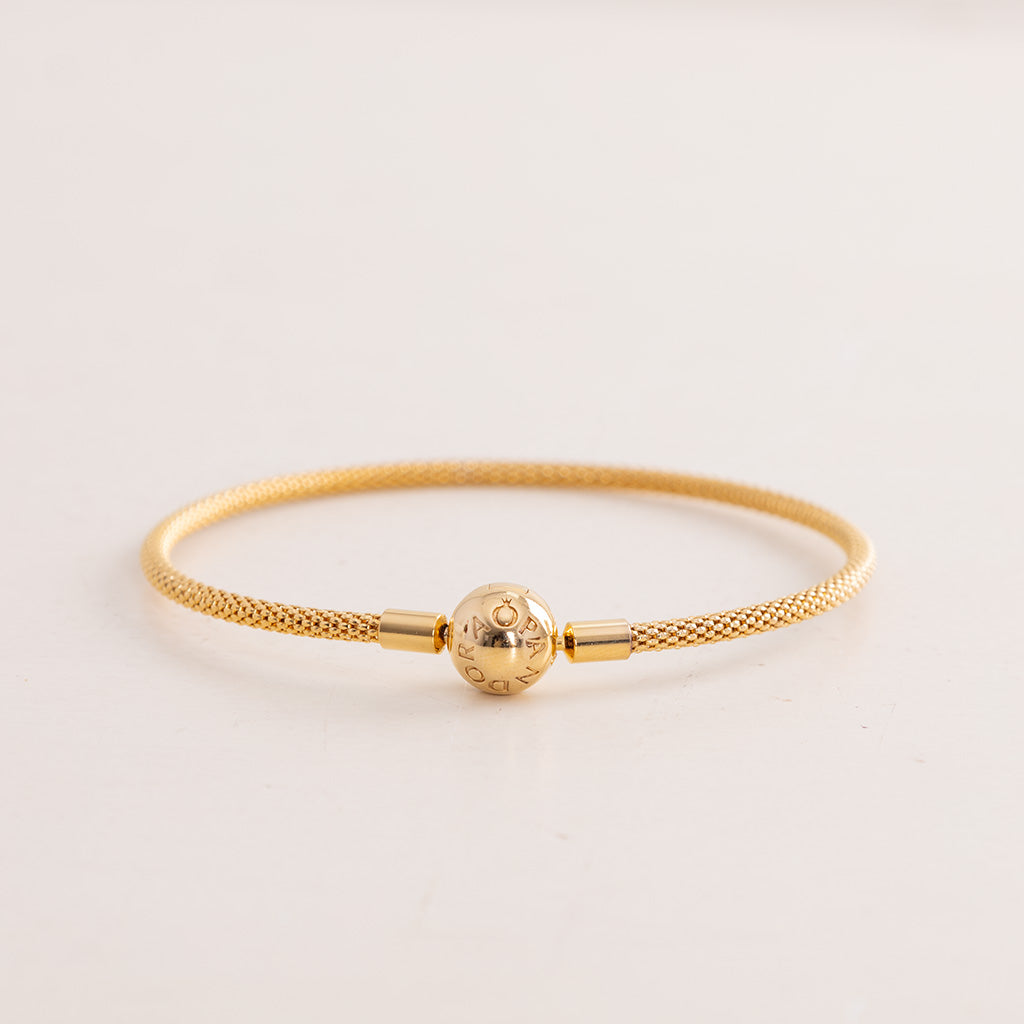Pandora Moments 14k Rose Gold-Plated Mesh Bracelet & 15 Red Roses Bouquet