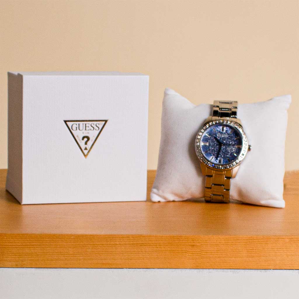 Guess Glitter Burst Diamonds Women’s Watch – Blue Dial, Silver Steel Strap (GW0405L1)