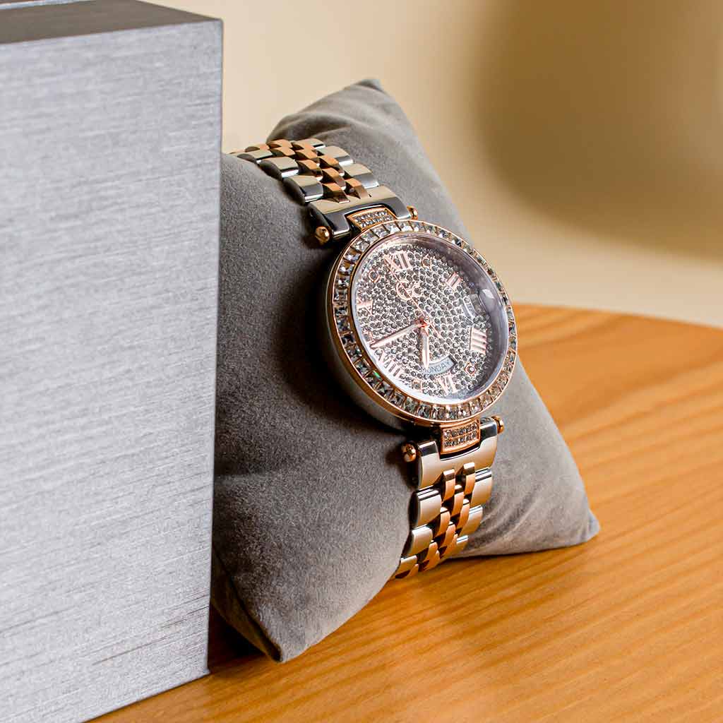 GC Flair Crystal Women’s Watch – Z01014L1MF