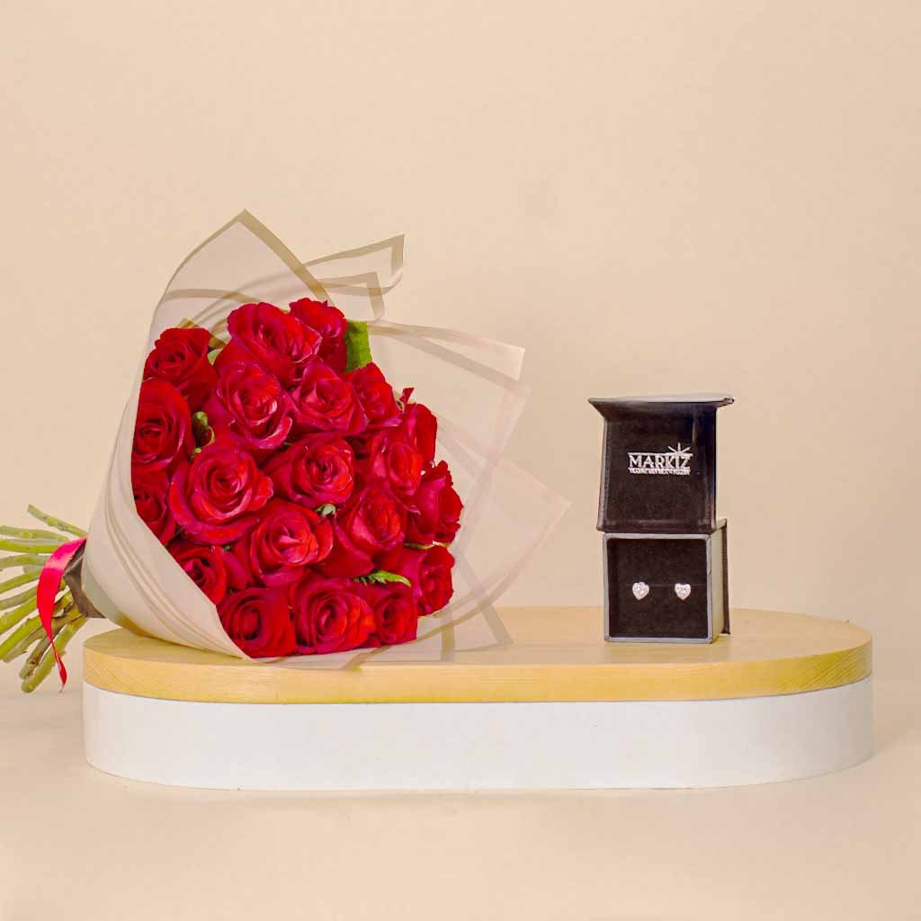 Markiz Heart Earring & 20 Red Roses