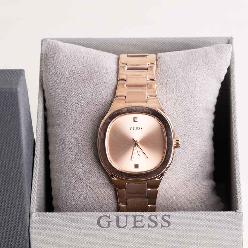 GUESS Ladies Gold Tone Watch & Revival Roses Bouquet