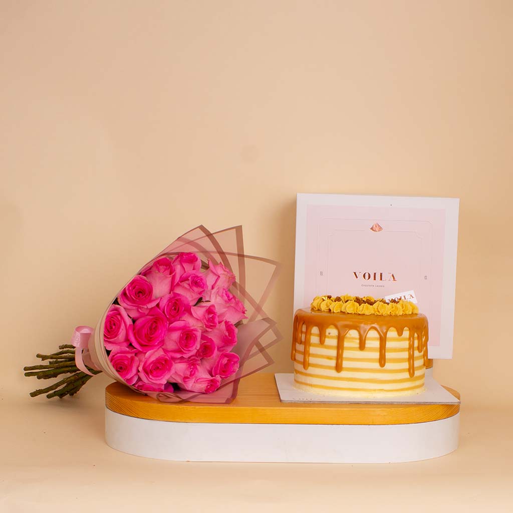 Voila Caramel Cake & Roses Bouquet