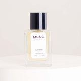 MUSC Oud Musc Perfume & Pink Roses Bouquet