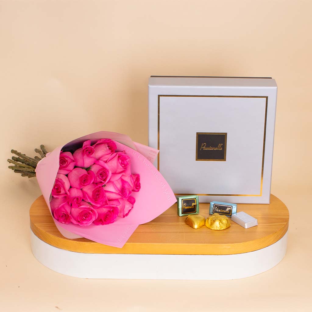 Passionelle Silver Chocolate Box & Pink Roses Bouquet