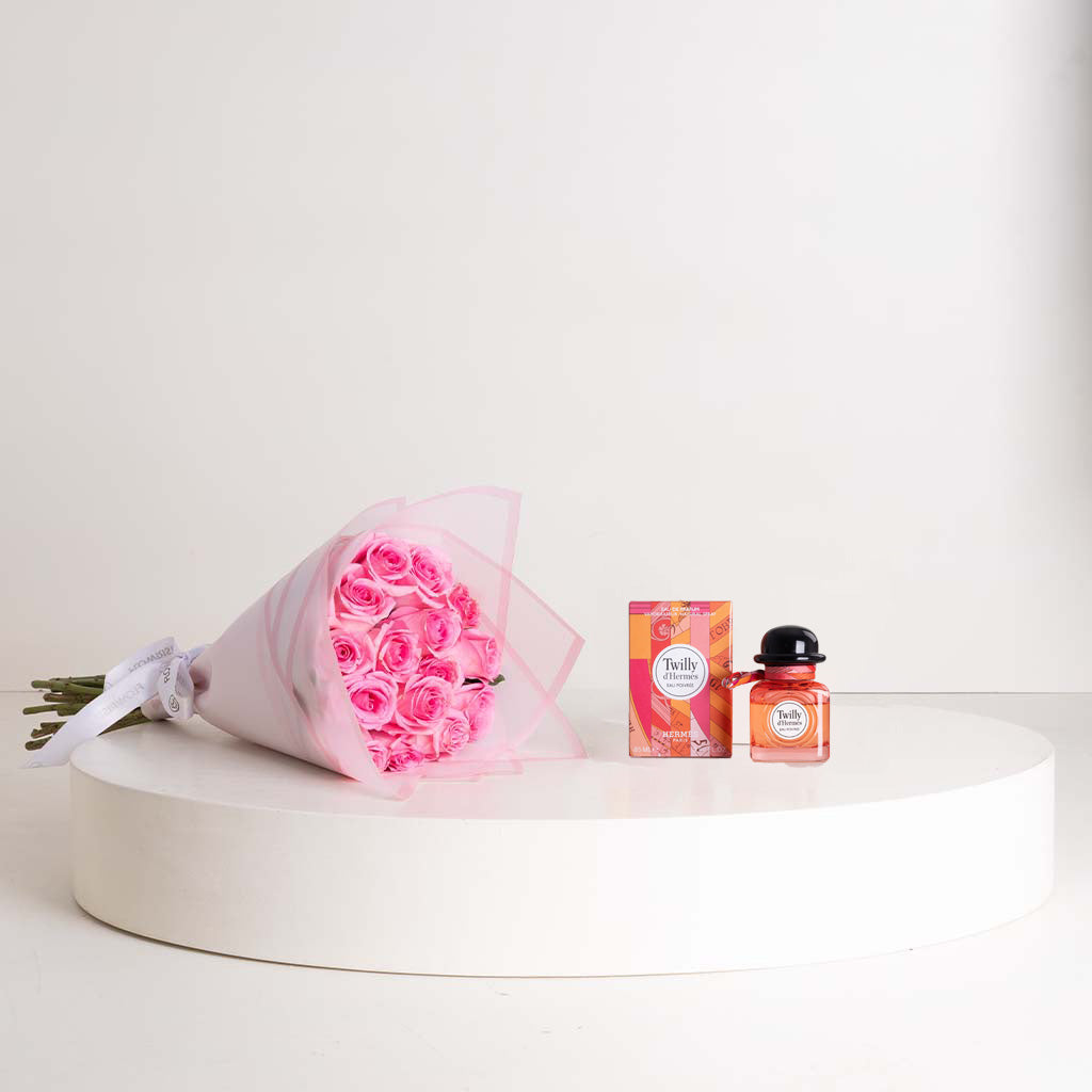 Twilly d’Hermès Eau Poivrée Eau de Parfum 85ml & Pink Roses Bouquet