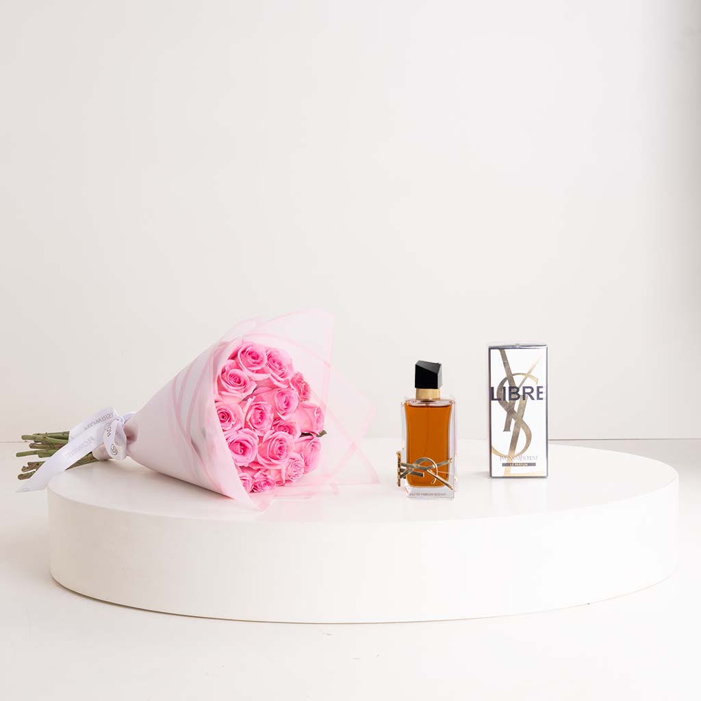 Yves Saint Laurent Libre Le Parfum 90ml & 15 Revival Roses Hand Bouquet