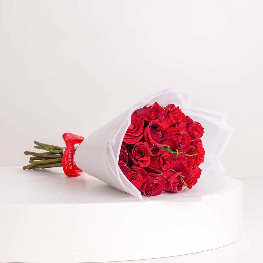 Bobana Valentine’s Coconut Bundle & Red Roses Bouquet