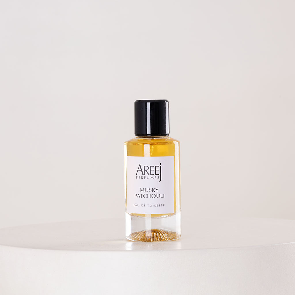 Areej Musk Patchouli with Hand Bouquet of 20 Pink Roses