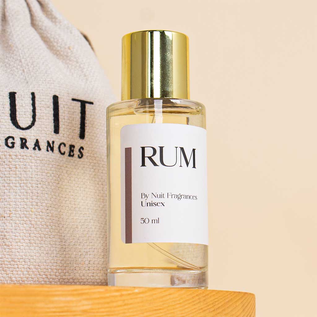 Valentine’s Gift – Nuit Fragrances Rum & 20 Red Roses