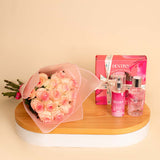 Soul & More Destiny set of 2 | A bouquet of 15 light pink flowers