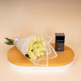 Dior Sauvage Eau de Toilette for Men 100 ml & White Roses Bouquet