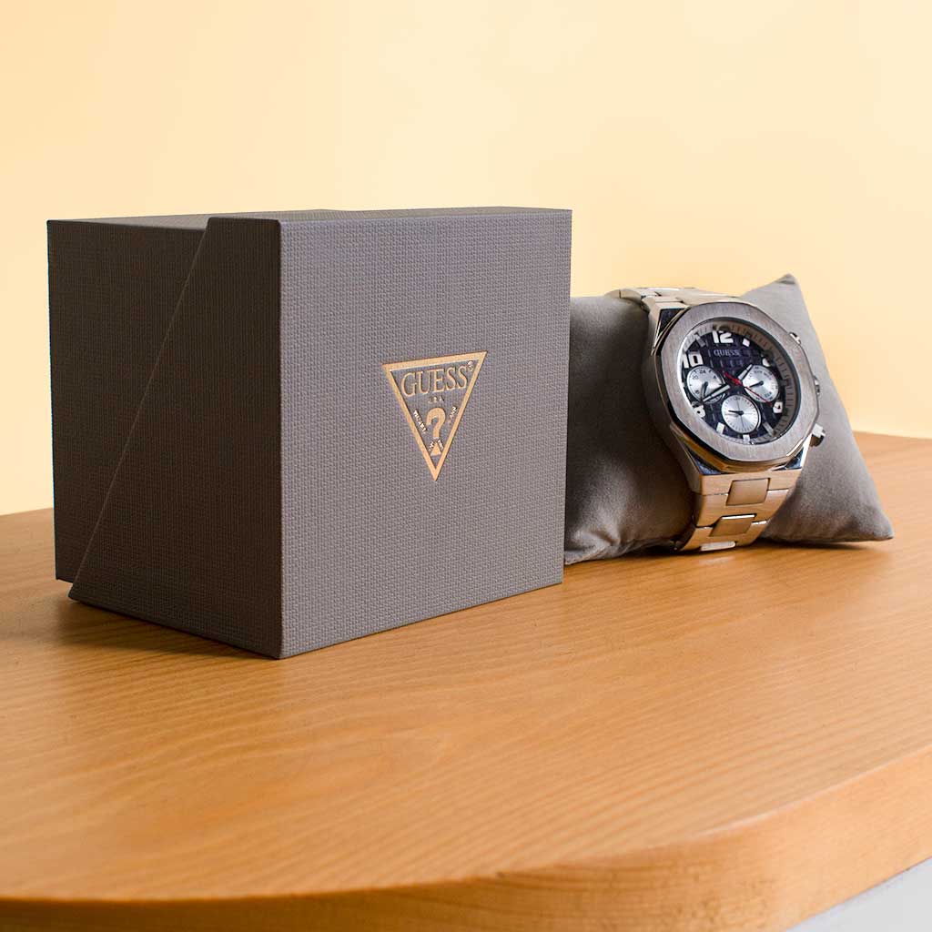 Guess Empire Watch & Red Roses – Valentine’s Gift