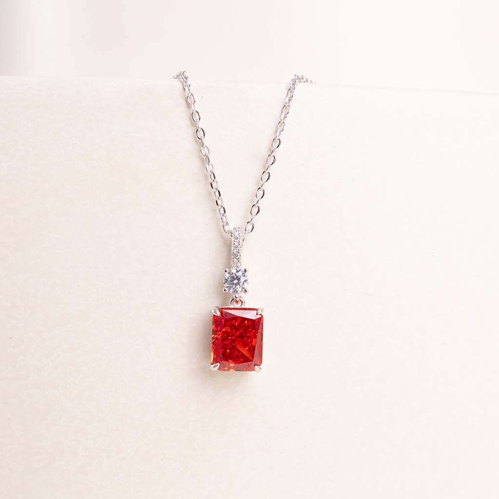 Markiz Thai Silver Platinum-Plated Red Zircon Necklace & Red Roses Bouquet