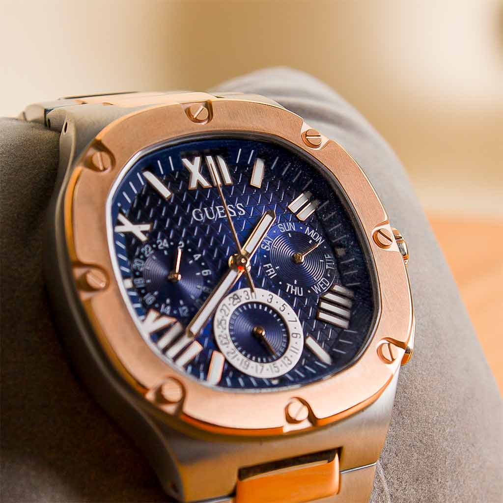 Valentine’s Gift Set – Steel Watch & Bouquet