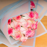 Bubblzz Clutch & Pink Roses Bouquet