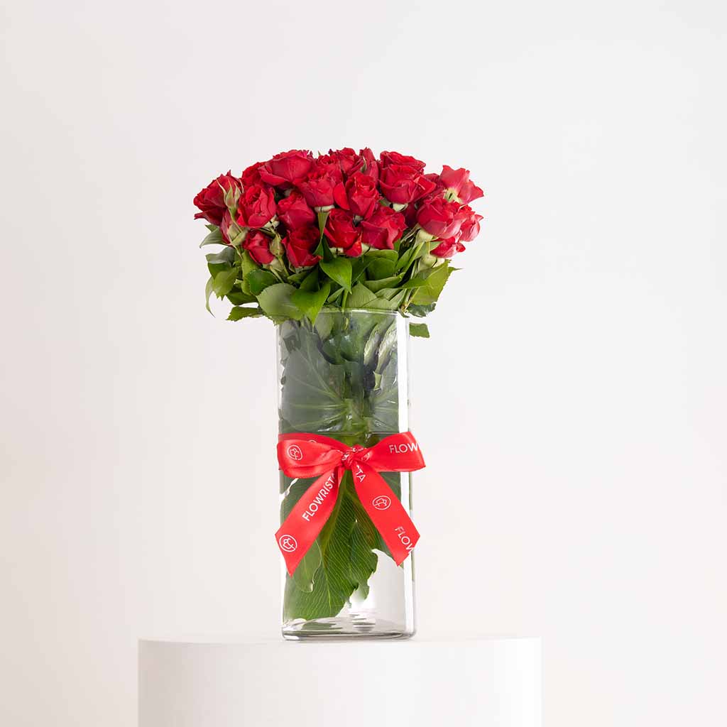 Patchi Les Signatures Prestige Box 940g & Red Baby Roses Vase