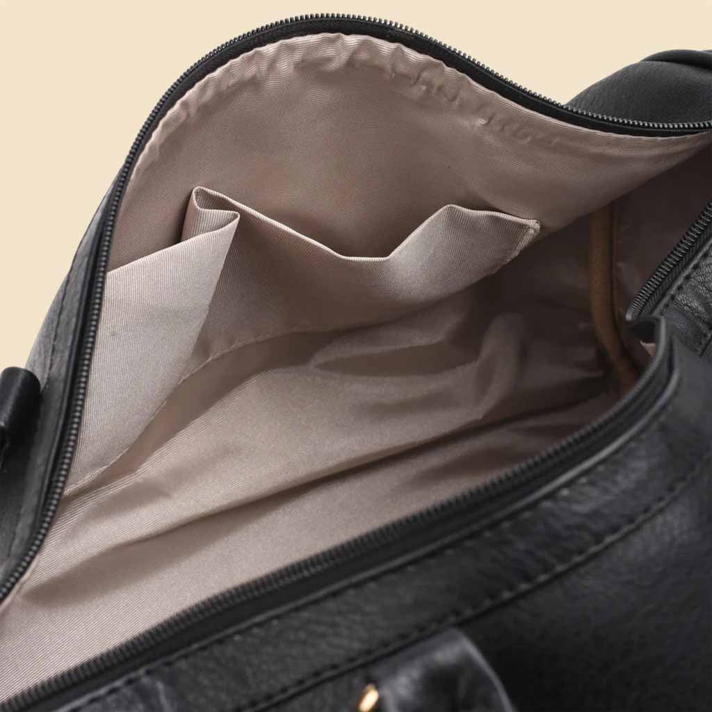 Pavo Duffle Bag Leather - Black