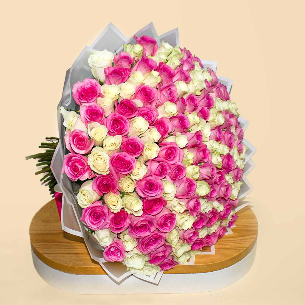 100 Pink And White Roses bouquet