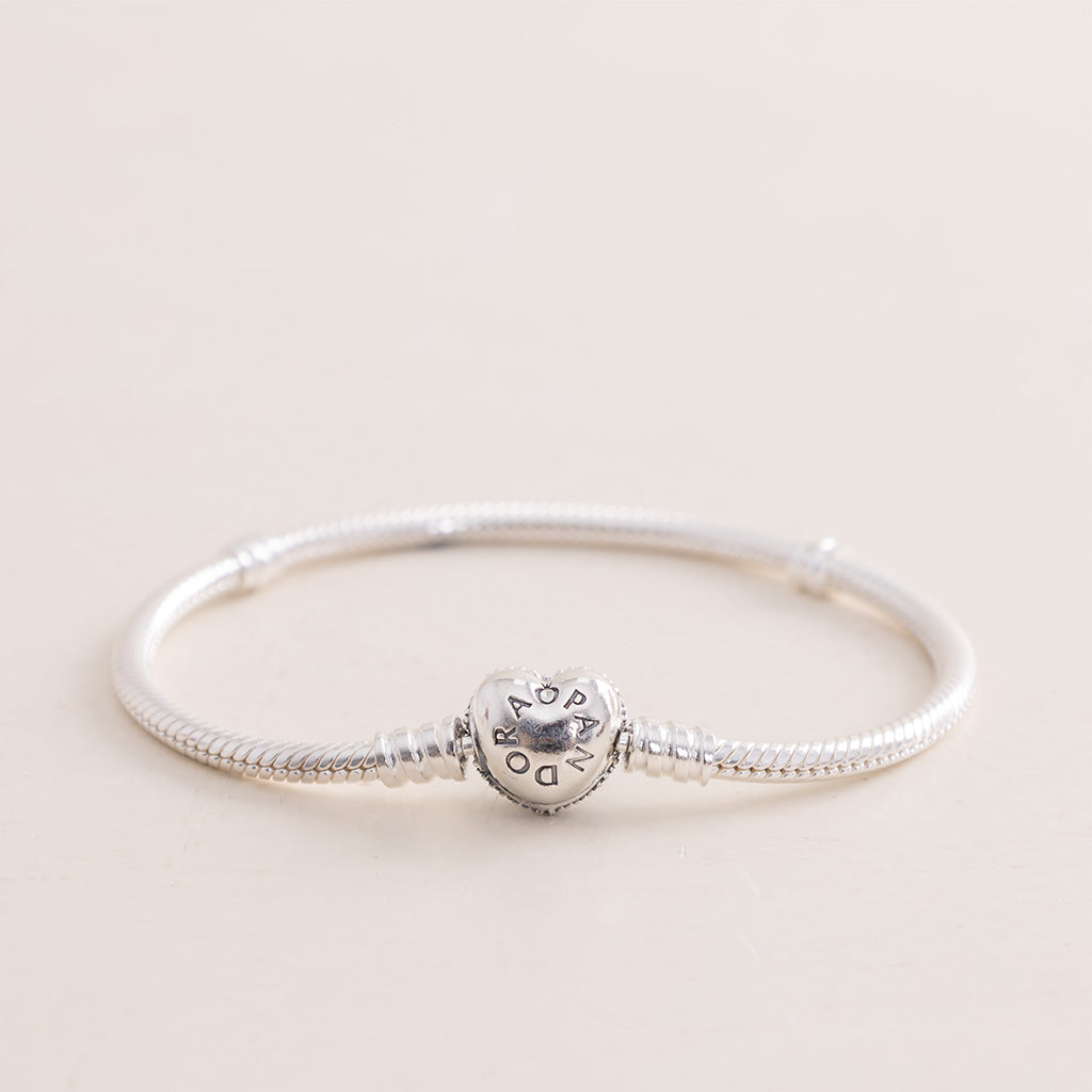 PANDORA Moments Silver Bracelet with Pavé Heart Clasp & Revival Roses Bouquet