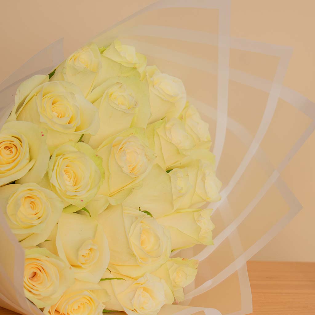 Gentleman Extreme |White Rose Bouquet