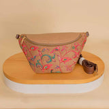 Pavo Fanny Pack Beige & Unique Purble Vase