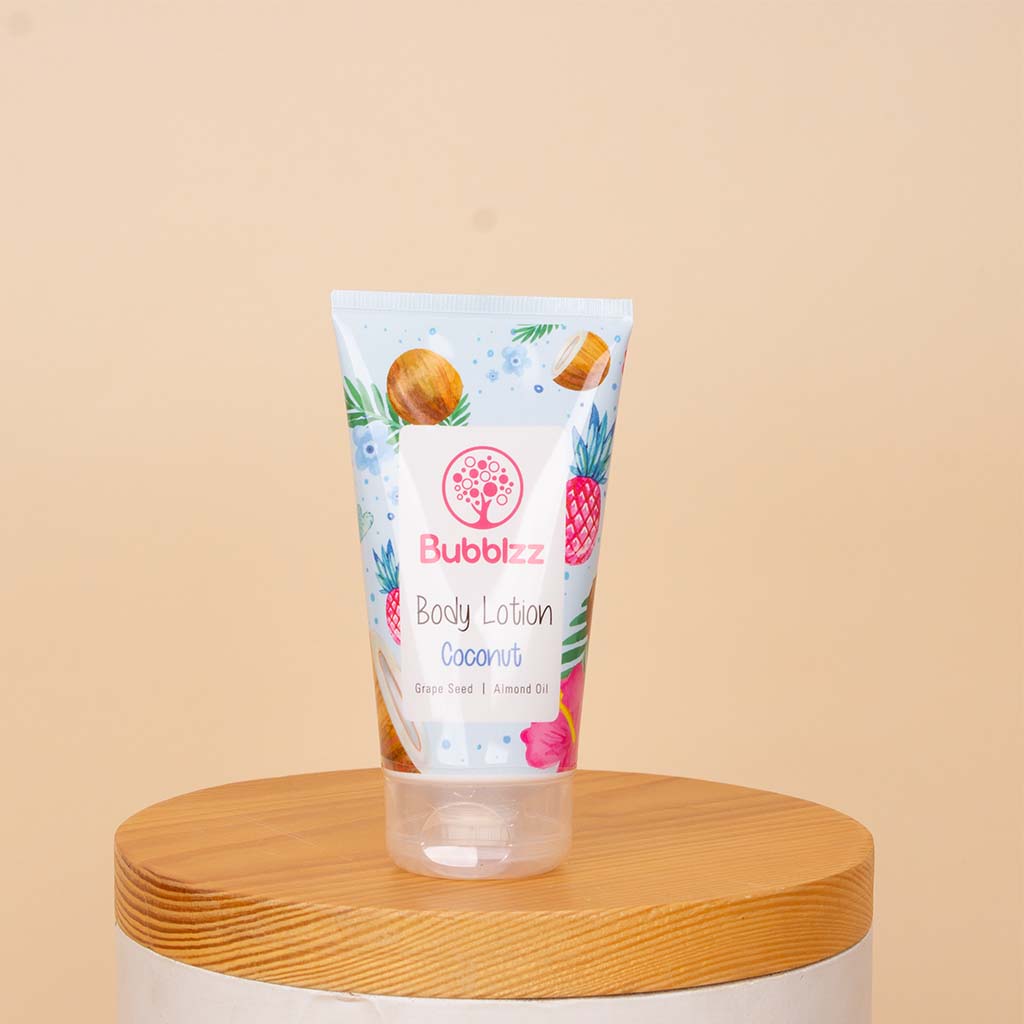 Bubblzz Glow Gift Set Coconut & Red Roses Bouquet