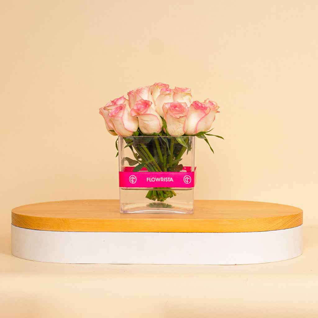 Pink Flowers Vase Cube – 20 Flowers