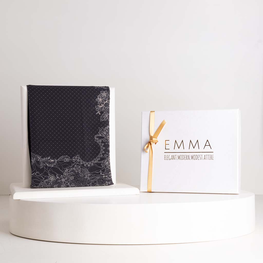 Emma Odette Scarf