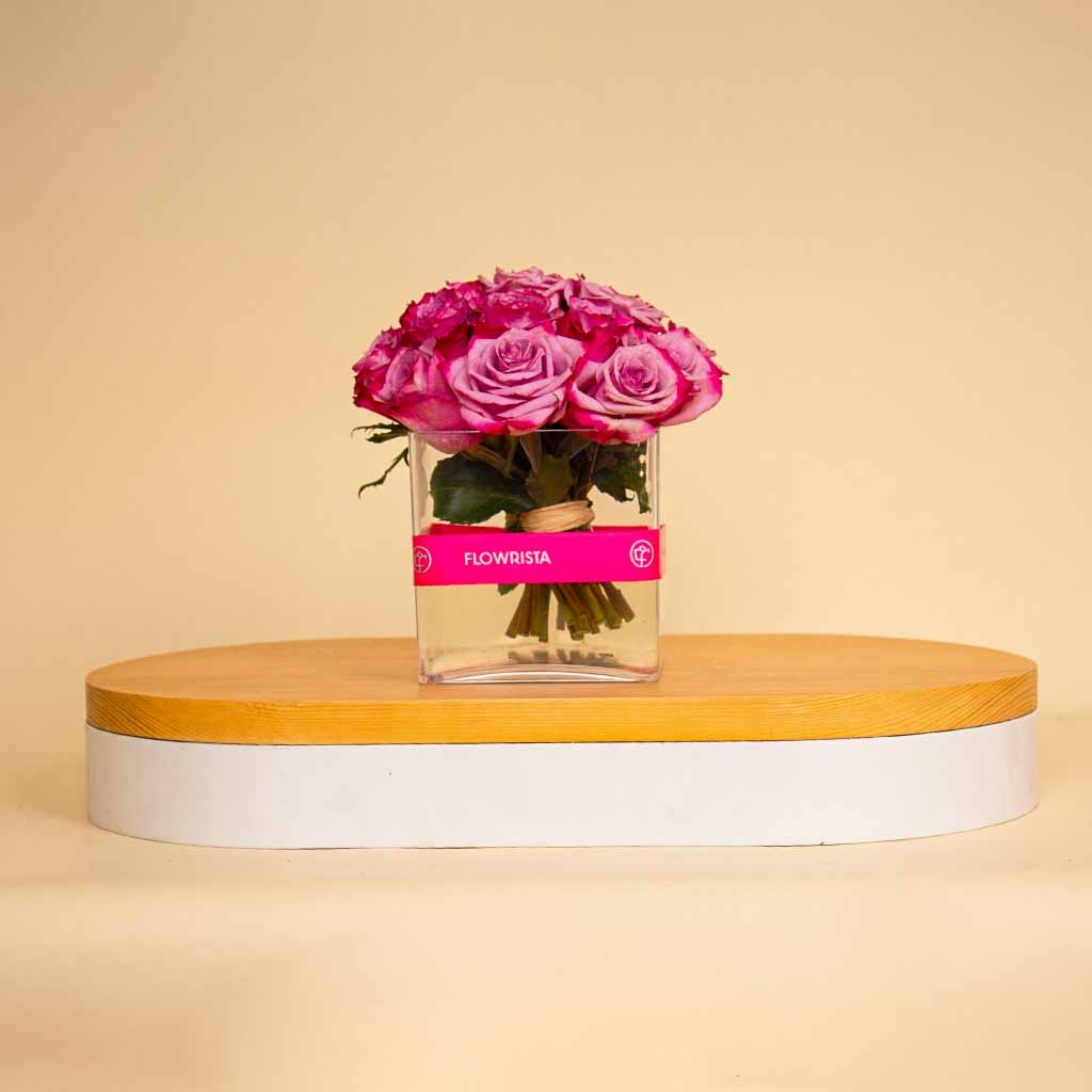 Deep Purple Roses Cube Vase – 20 Flowers