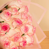 Lancôme La Vie Est Belle L’Elixir with 15 Roses Hand Bouquet