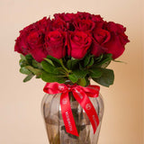 Classic Red Roses Glass Vase