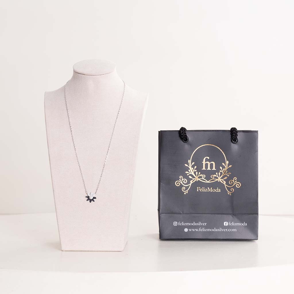 Felizmoda Sparkle Flower Pendant Silver Necklace & Red Roses Bouquet