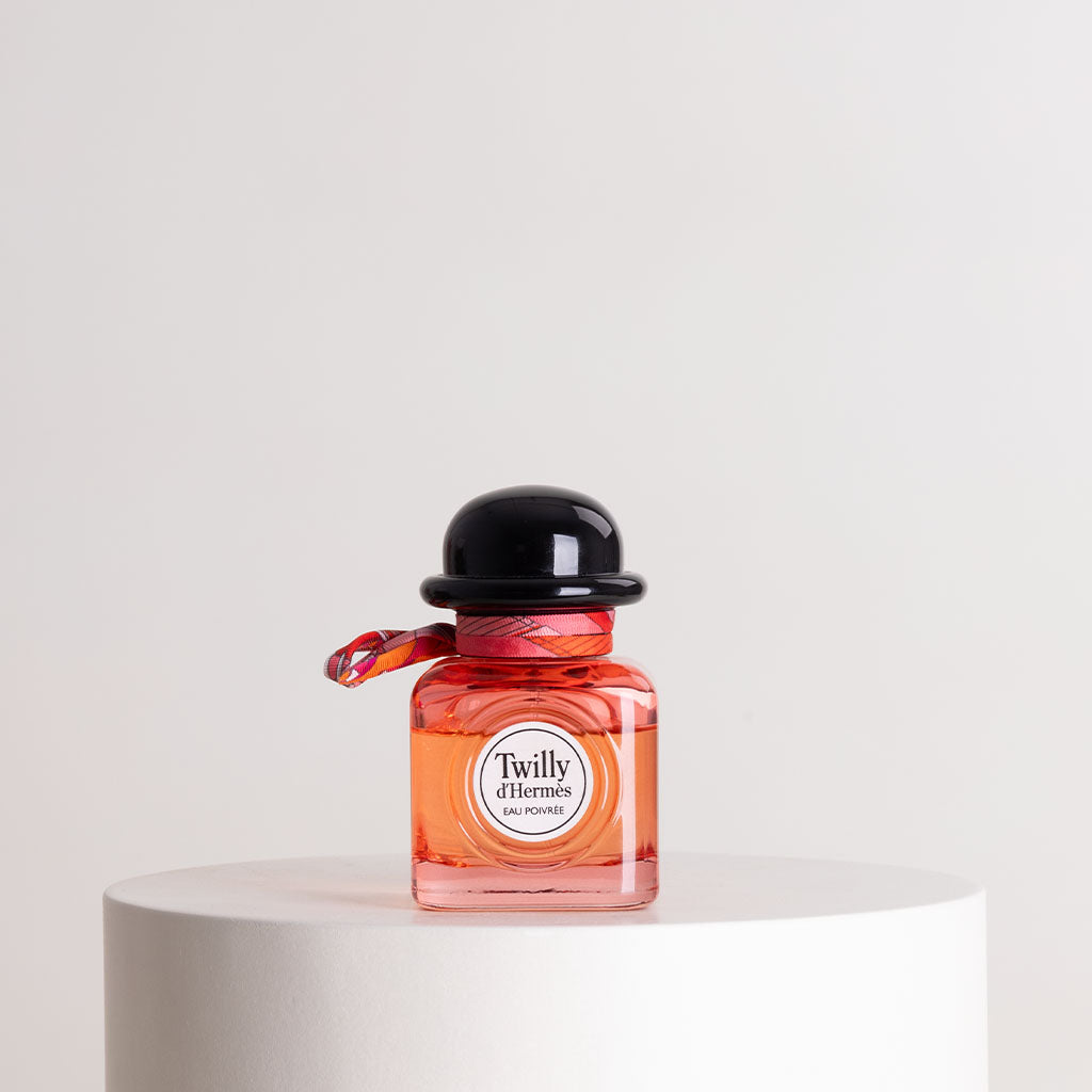 Twilly d’Hermès Eau Poivrée Eau de Parfum 85ml & White Roses Bouquet