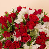 Flowrista | Alstroemeria & Baby Rose Vase
