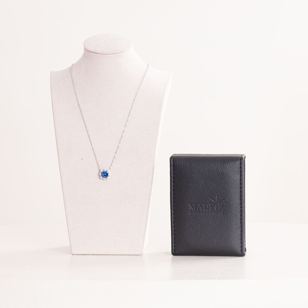 Markiz Platinum-Plated Blue Zircon Necklace & Baby Roses & Gypsophila Bouquet