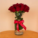Bubblzz Cupcake Body Care Collection & Red Roses Vase