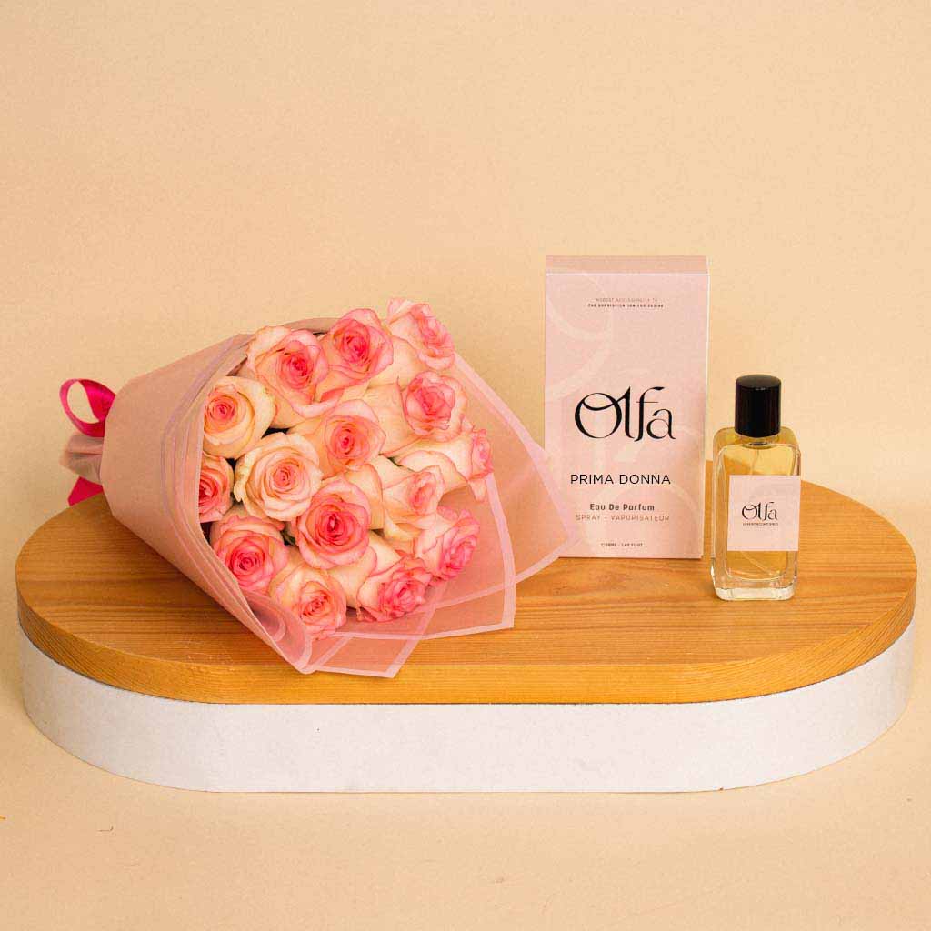 Olfa Prima Donna |A light pink bouquet of 15 roses