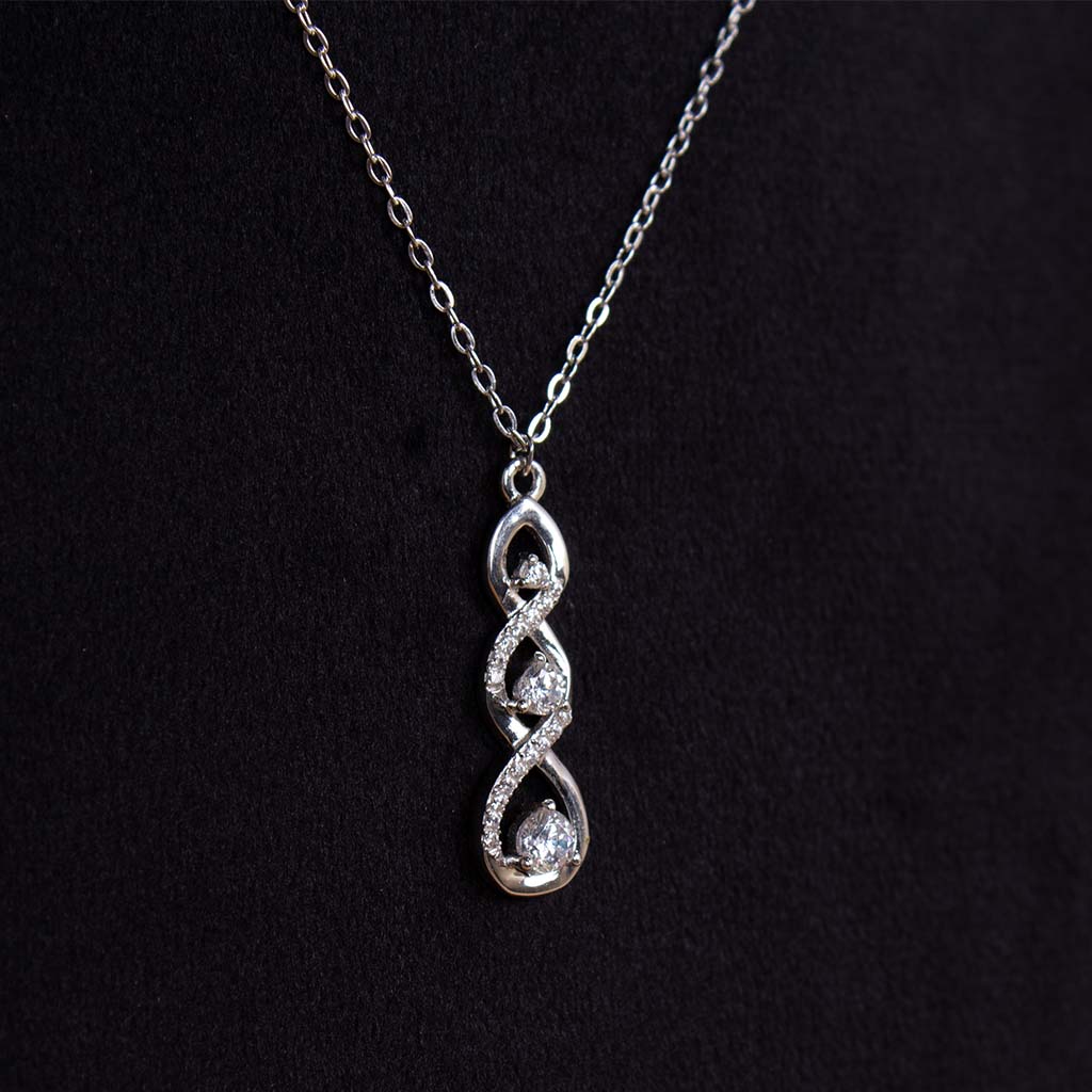 Felizmoda Three Stones Silver Necklace