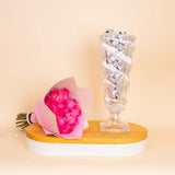 Passionelle Chocolate Crystal Vase 1kg & Pink Roses Bouquet
