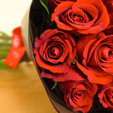 Amaz Beauty Ring And Rose Bouquet