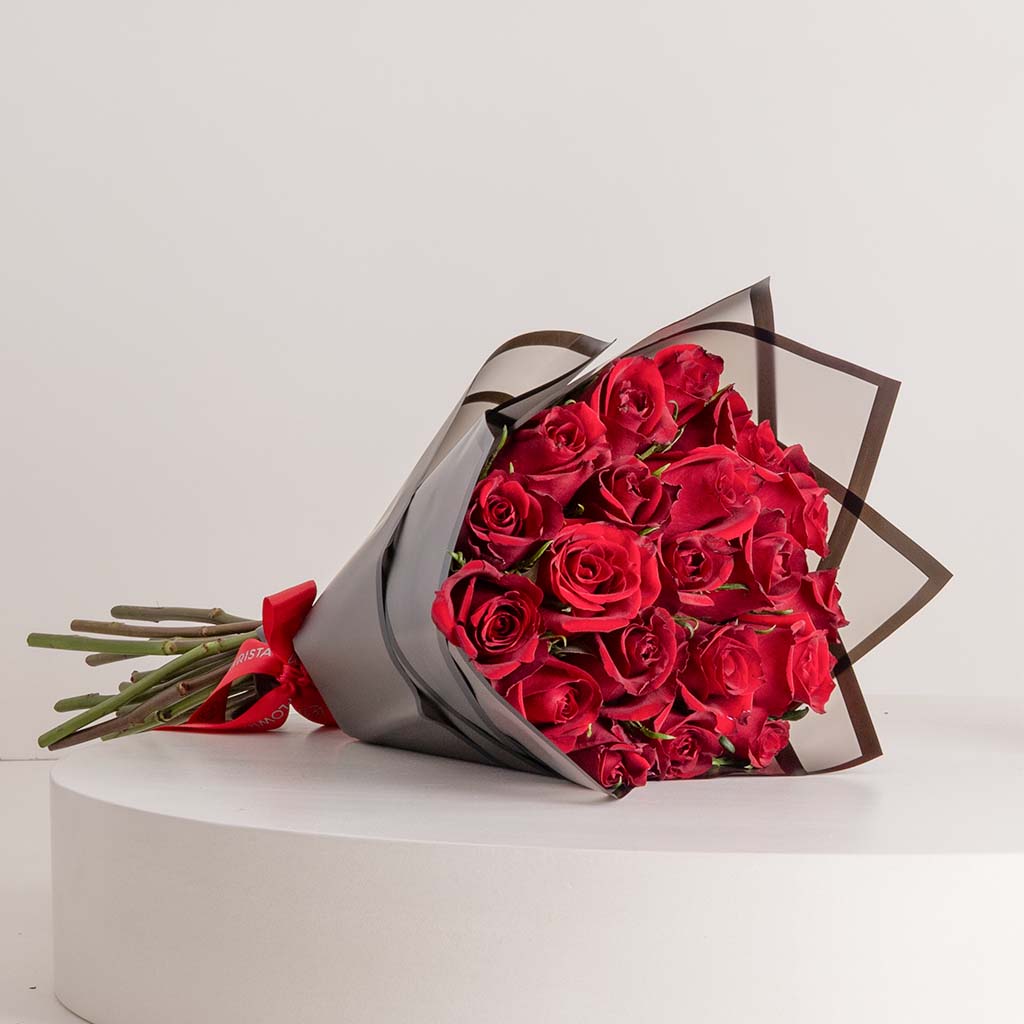 Pandora Moments Sparkling Crown O Snake Crhain Bacelet 14k Gold-Plated & Red Roses Bouquet