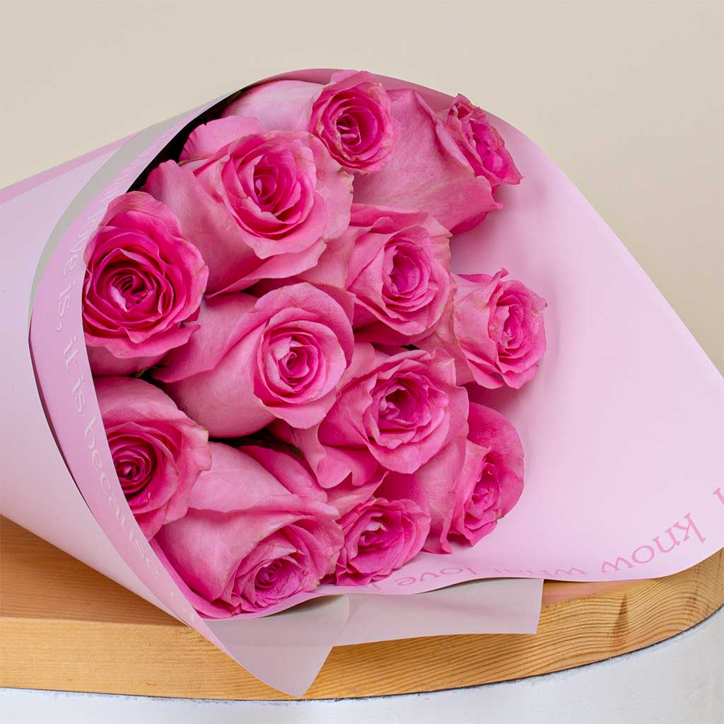 Markiz Zircon Earrings & Pink Roses Hand Bouquet