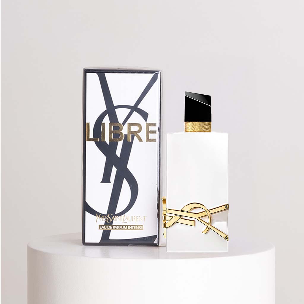 YSL Libre L’Eau Nue Eau de Parfum 90ml & 15 Revival Roses Hand Bouquet