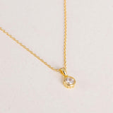 Markiz Thai Silver Gold-Plated Zircon Necklace & Baby Roses & Gypsophila Bouquet